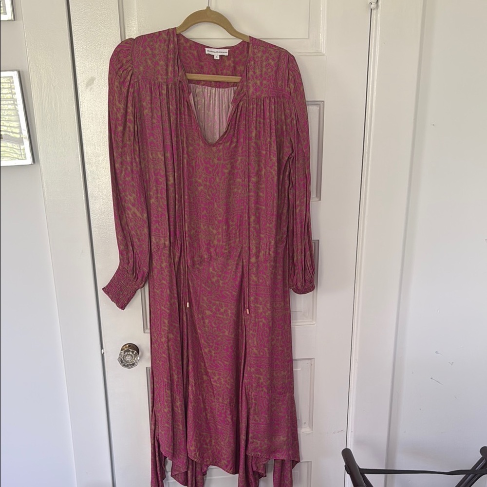 Elegant Pink Patterned Dress
